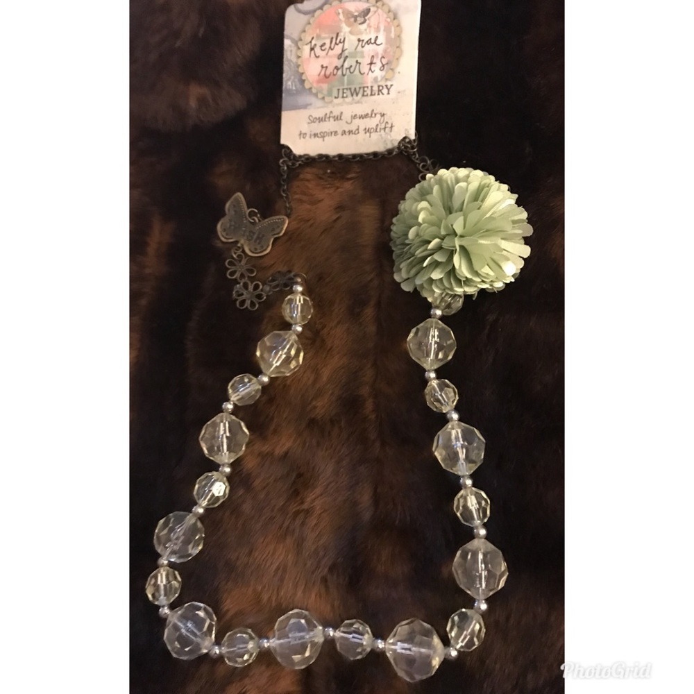 NEW KELLY RAE ROBERTS FLOWER&BUTTERFLY NECKLACE